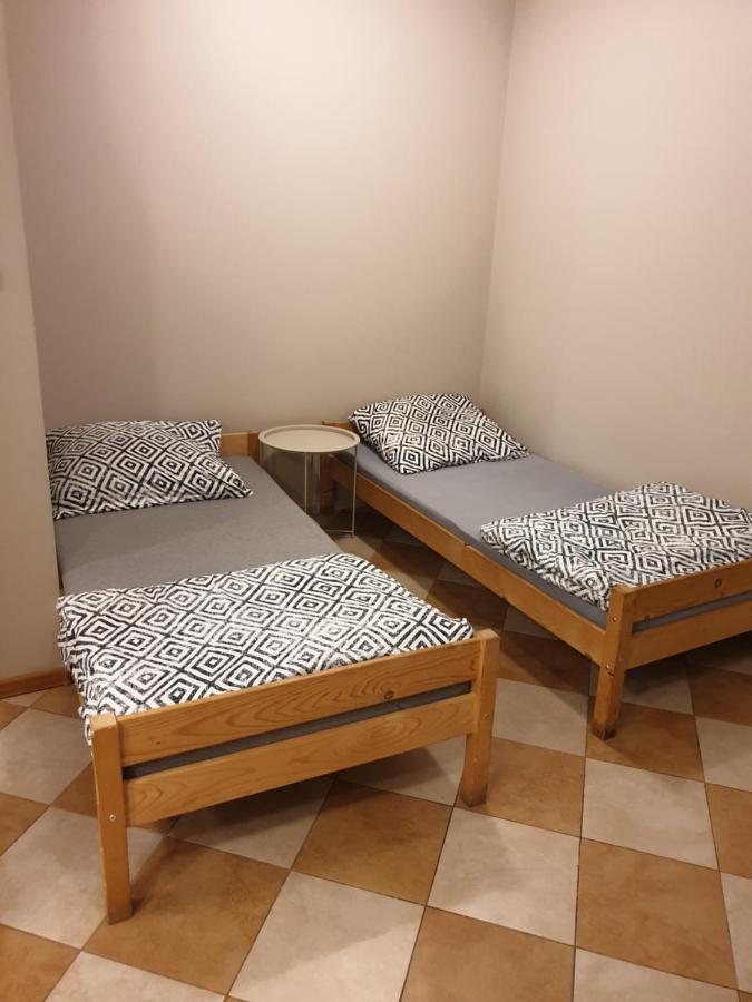 Aris Pokoje Goscinne Wojnicz Esterno foto