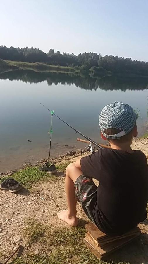 Aris Pokoje Goscinne Wojnicz Esterno foto